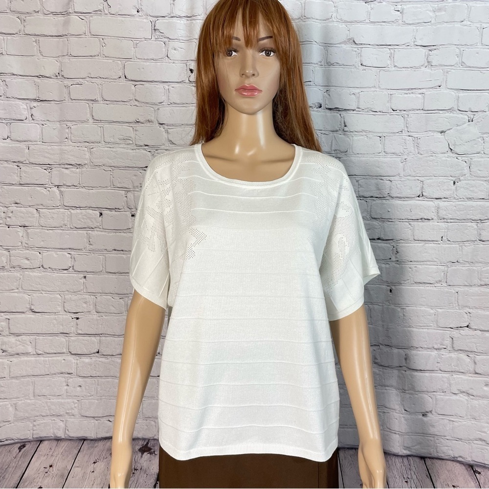 NWT New $89 Adrianna Papell Ivory Knit Floral Top Size M